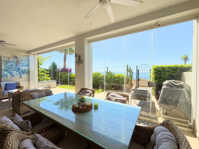 Apartamento de 3 dormitorios en Casares Playa R5129548